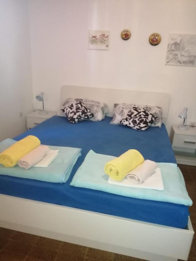 Apartmani Rosanda 2 Petrcane Exterior photo
